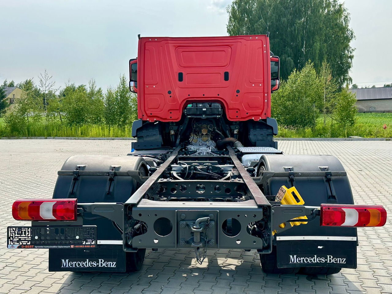 MERCEDES-BENZ ANTOS 1827 / DO ZABUDOWY / ROZSTAW OSI 3.8 M / EURO 6 / WYWROTKA / BECZKA / UTRZYMANIE DRÓG / HAKOWIEC / Z NIEMIEC - Fahrgestell LKW: das Bild 5 MERCEDES-BENZ ANTOS 1827 / DO ZABUDOWY / ROZSTAW OSI 3.8 M / EURO 6 / WYWROTKA / BECZKA / UTRZYMANIE DRÓG / HAKOWIEC / Z NIEMIEC - Fahrgestell LKW: das Bild 5