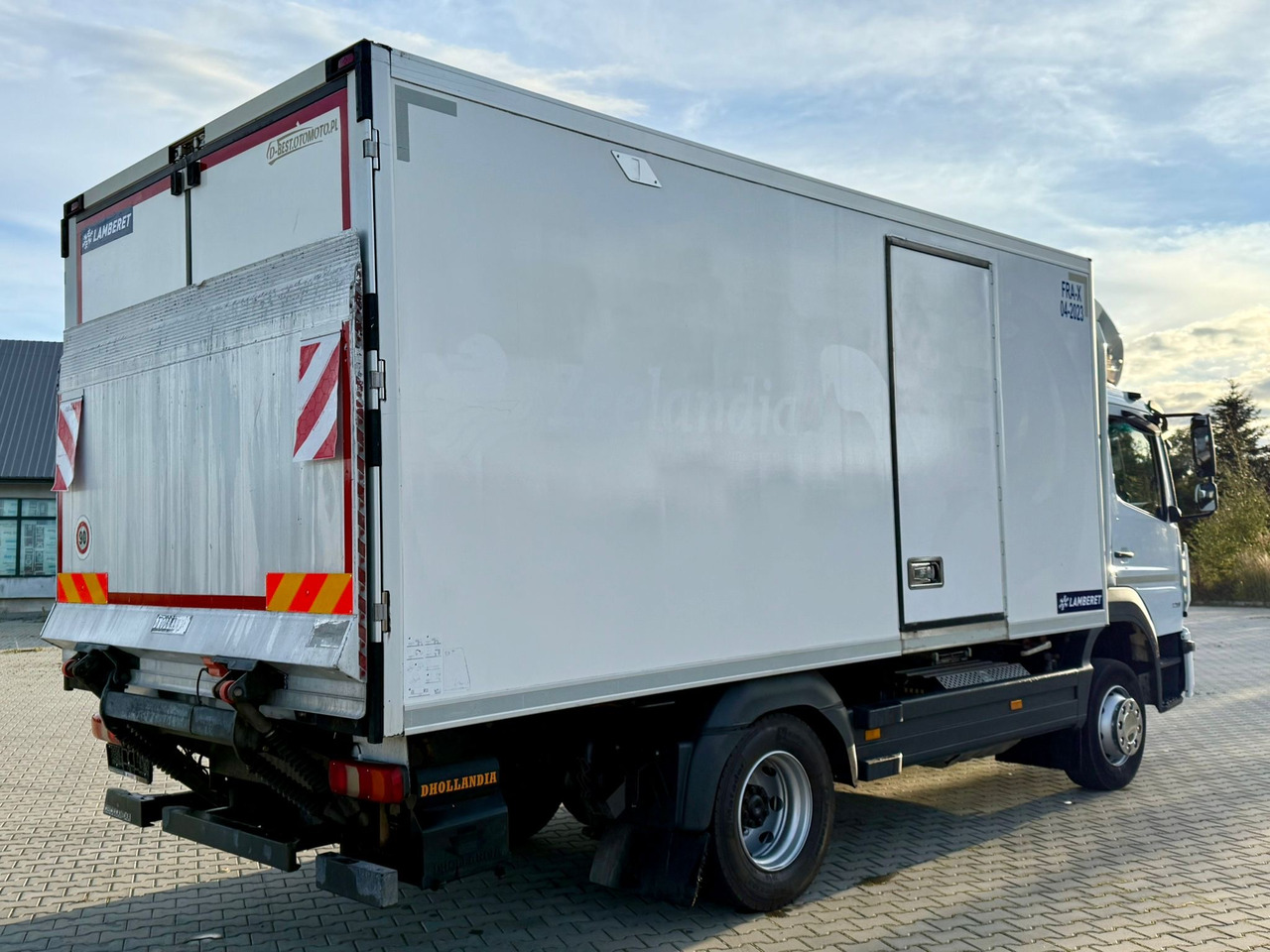 MERCEDES-BENZ ATEGO 1218 / CHŁODNIA / IZOTERMA / WINDA / 5.10 M DŁUGOŚCI / LAMBERET / AUTOMAT / 2017 ROK / 410 TYŚ KM - Kühlkoffer LKW: das Bild 3 MERCEDES-BENZ ATEGO 1218 / CHŁODNIA / IZOTERMA / WINDA / 5.10 M DŁUGOŚCI / LAMBERET / AUTOMAT / 2017 ROK / 410 TYŚ KM - Kühlkoffer LKW: das Bild 3
