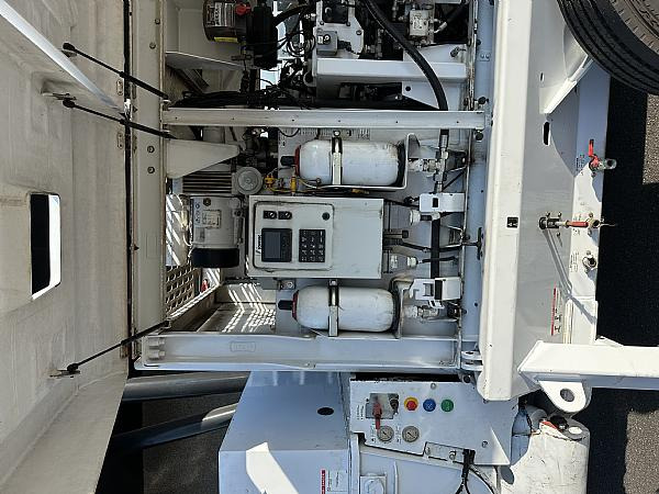 2022 SCHWING SP 7500 E -250 kw trailer pump - Stationäre Betonpumpe: das Bild 5 2022 SCHWING SP 7500 E -250 kw trailer pump - Stationäre Betonpumpe: das Bild 5