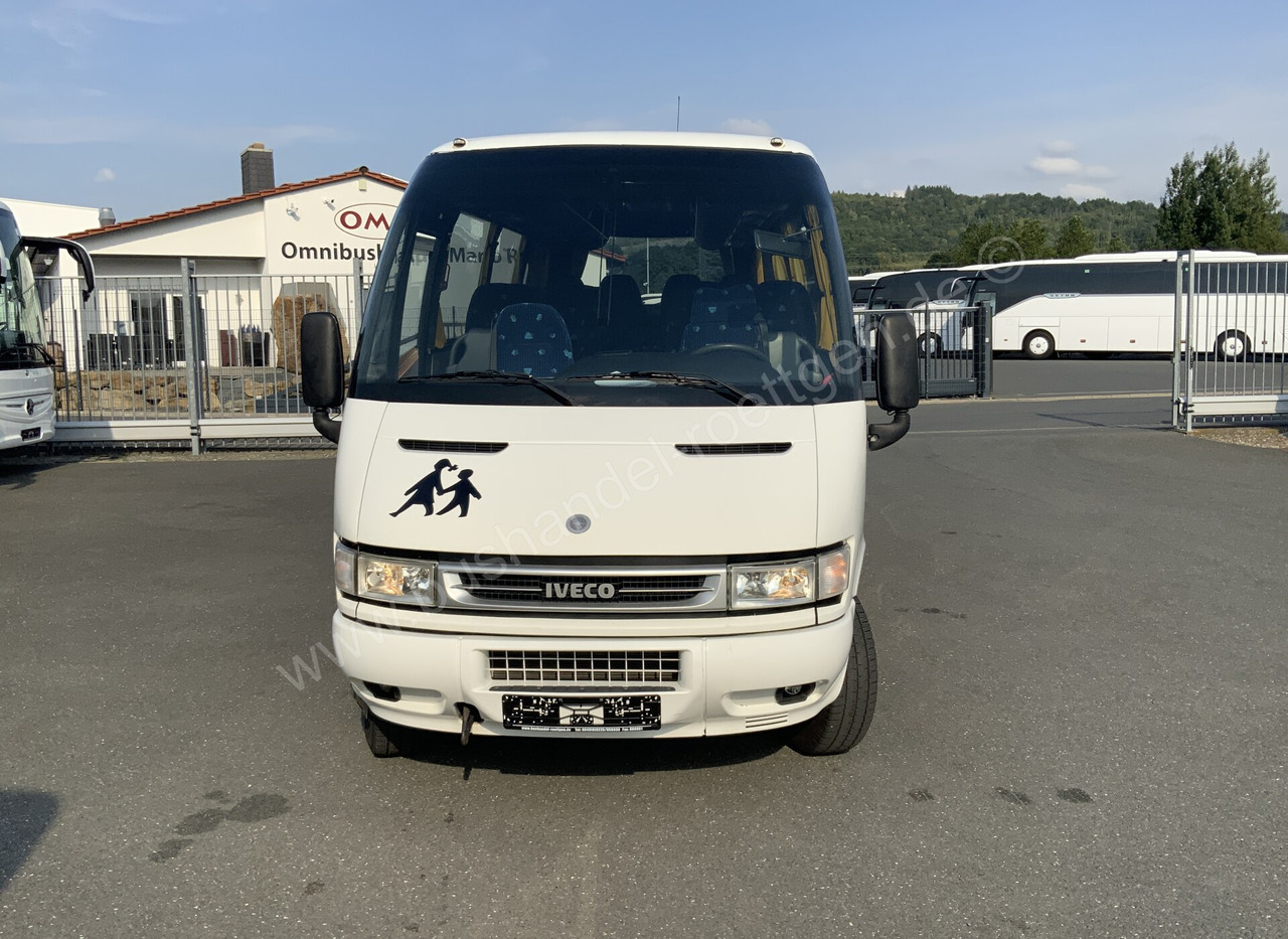 Kleinbus, Personentransporter Iveco 65C17 Daily: das Bild 7 Kleinbus, Personentransporter Iveco 65C17 Daily: das Bild 7