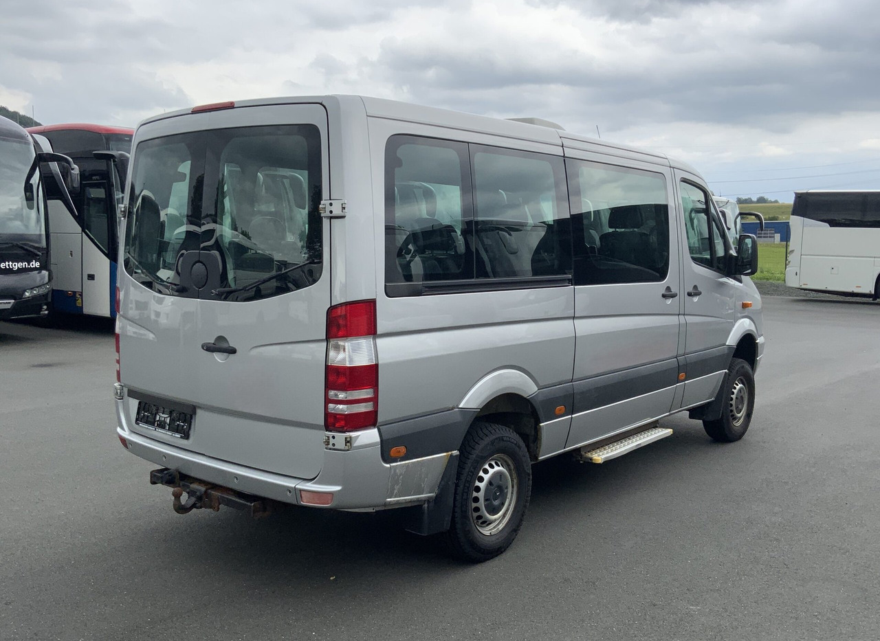 Mercedes-Benz 315 CDI Sprinter - Kleinbus, Personentransporter: das Bild 4 Mercedes-Benz 315 CDI Sprinter - Kleinbus, Personentransporter: das Bild 4