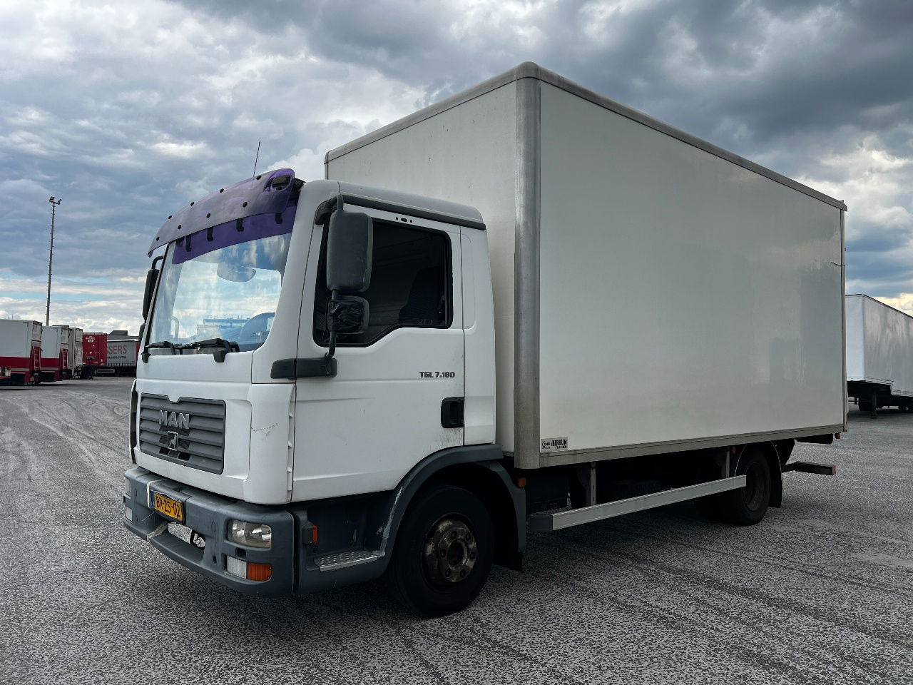 MAN TGL 7.180 Euro 3, Aut - Koffer LKW: das Bild 1 MAN TGL 7.180 Euro 3, Aut - Koffer LKW: das Bild 1