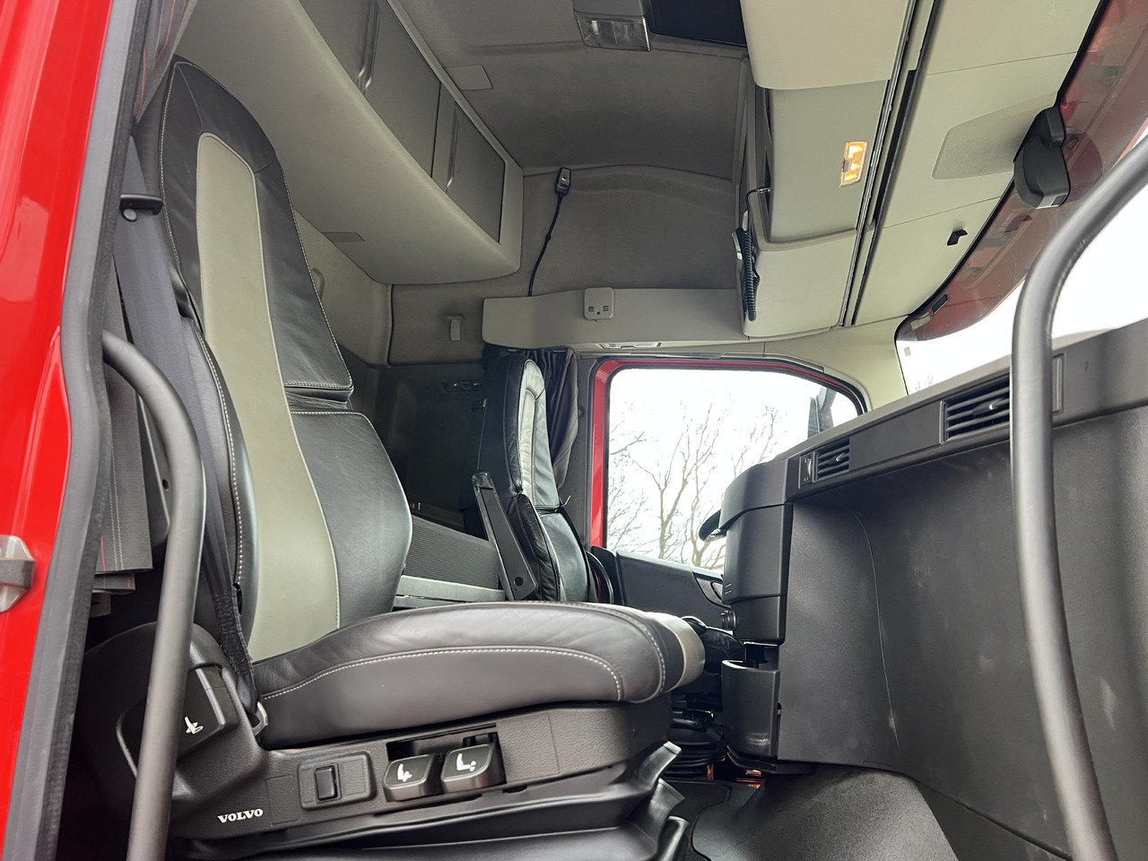 Sattelzugmaschine Volvo FH 500 Globe, Hydraulic: das Bild 9