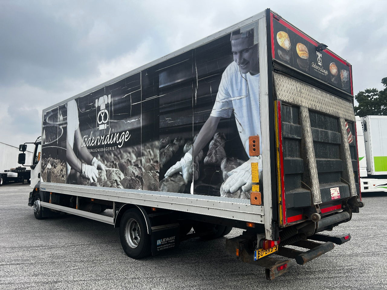 Volvo FL 12.240 Euro 5, NL truck - Koffer LKW: das Bild 4 Volvo FL 12.240 Euro 5, NL truck - Koffer LKW: das Bild 4