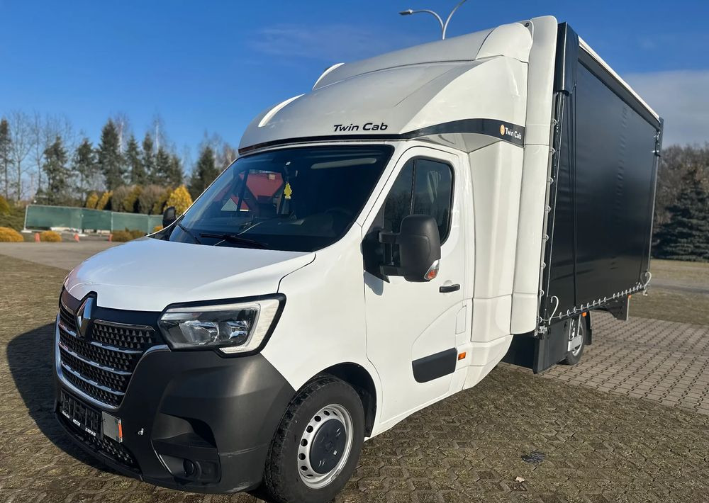 Renault Master - Planen Transporter: das Bild 2 Renault Master - Planen Transporter: das Bild 2