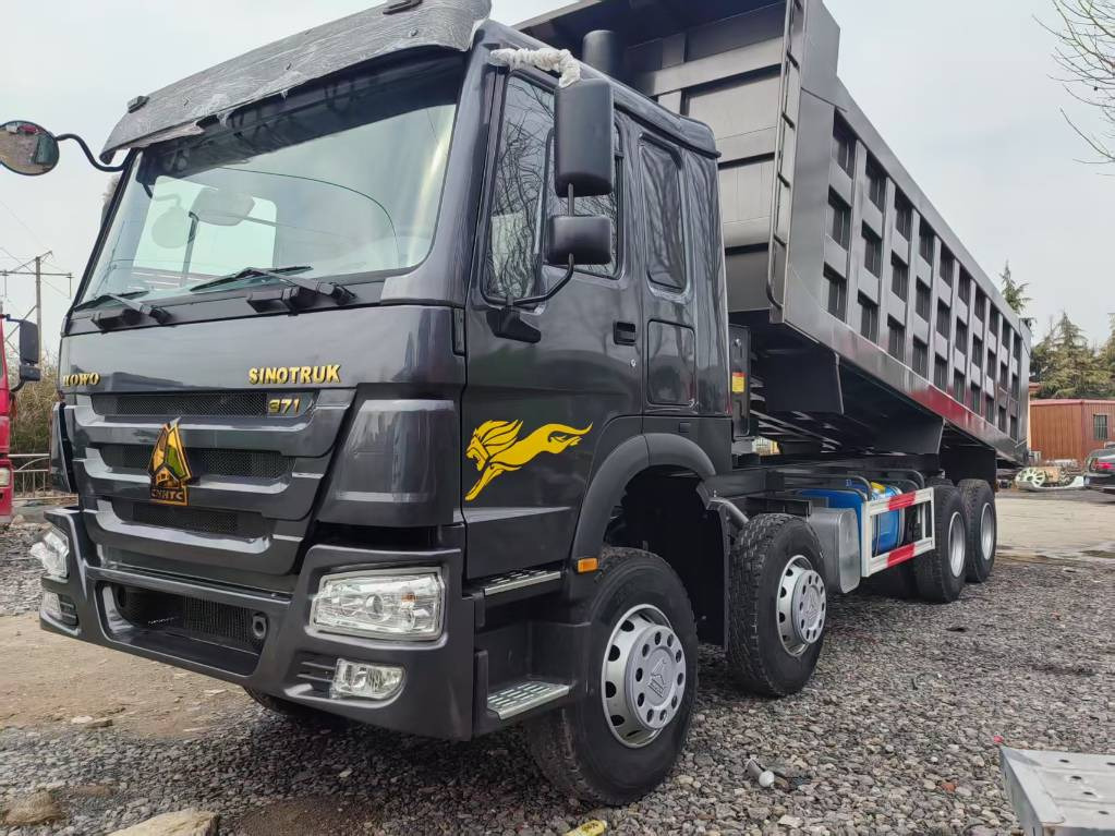 Howo 371 8X4 - Andere Technik: das Bild 3 Howo 371 8X4 - Andere Technik: das Bild 3
