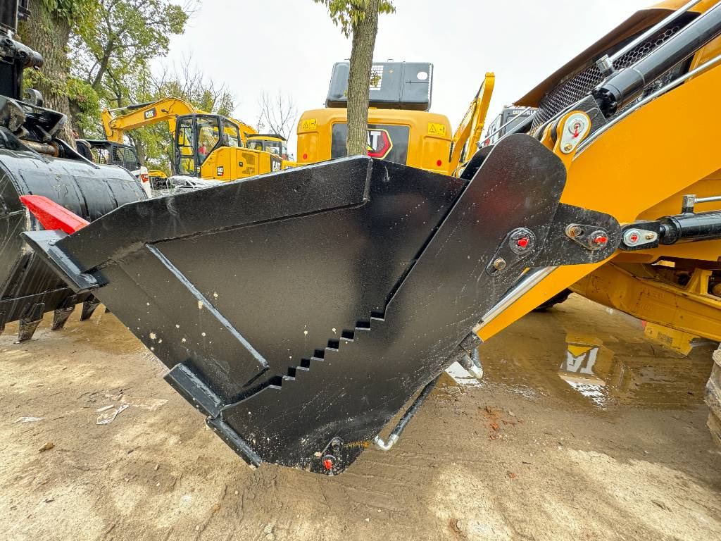 CAT 100% new CAT 420 F - Baggerlader: das Bild 4 CAT 100% new CAT 420 F - Baggerlader: das Bild 4