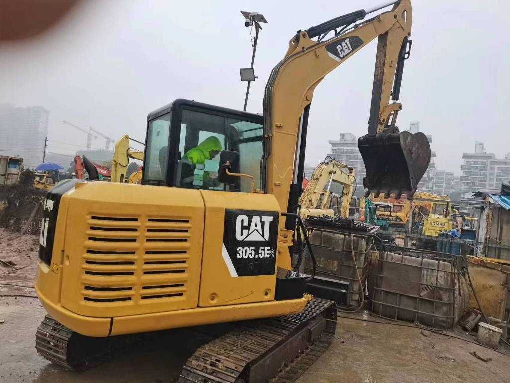 CAT 305.5 E - Kettenbagger: das Bild 1 CAT 305.5 E - Kettenbagger: das Bild 1