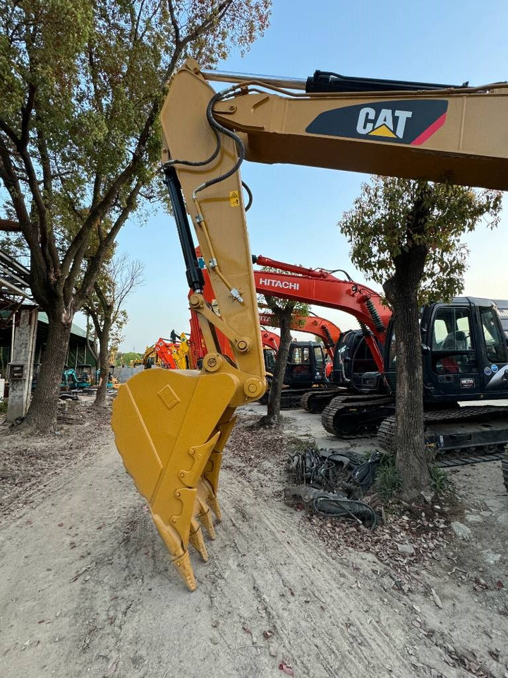 CAT 320 D C7.1 ENGINE - Kettenbagger: das Bild 3 CAT 320 D C7.1 ENGINE - Kettenbagger: das Bild 3