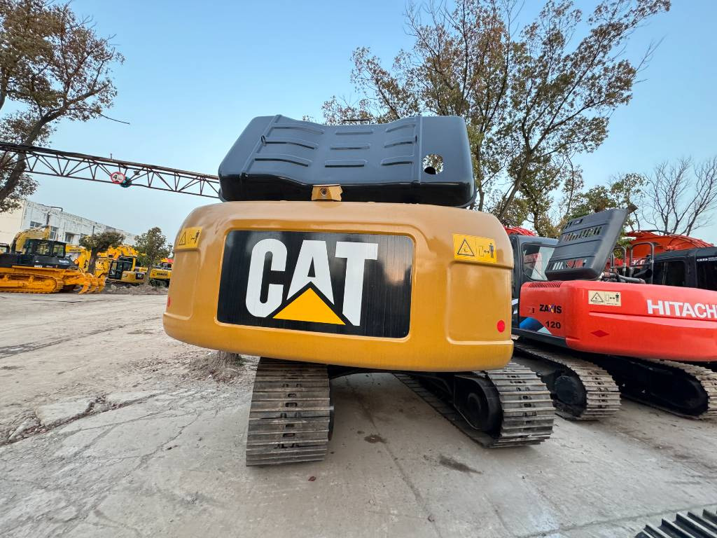 CAT 320 D-C7.1 enging - Kettenbagger: das Bild 3 CAT 320 D-C7.1 enging - Kettenbagger: das Bild 3