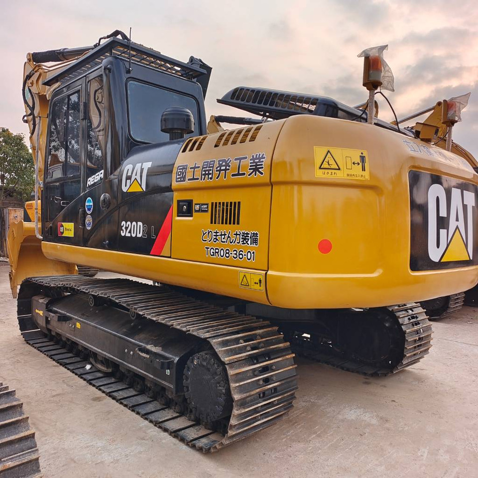 CAT 320 D - Kettenbagger: das Bild 3 CAT 320 D - Kettenbagger: das Bild 3
