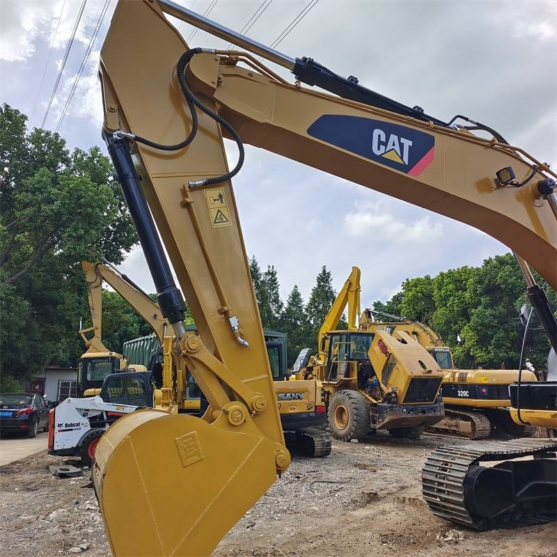 CAT 320 D L - Kettenbagger: das Bild 4 CAT 320 D L - Kettenbagger: das Bild 4