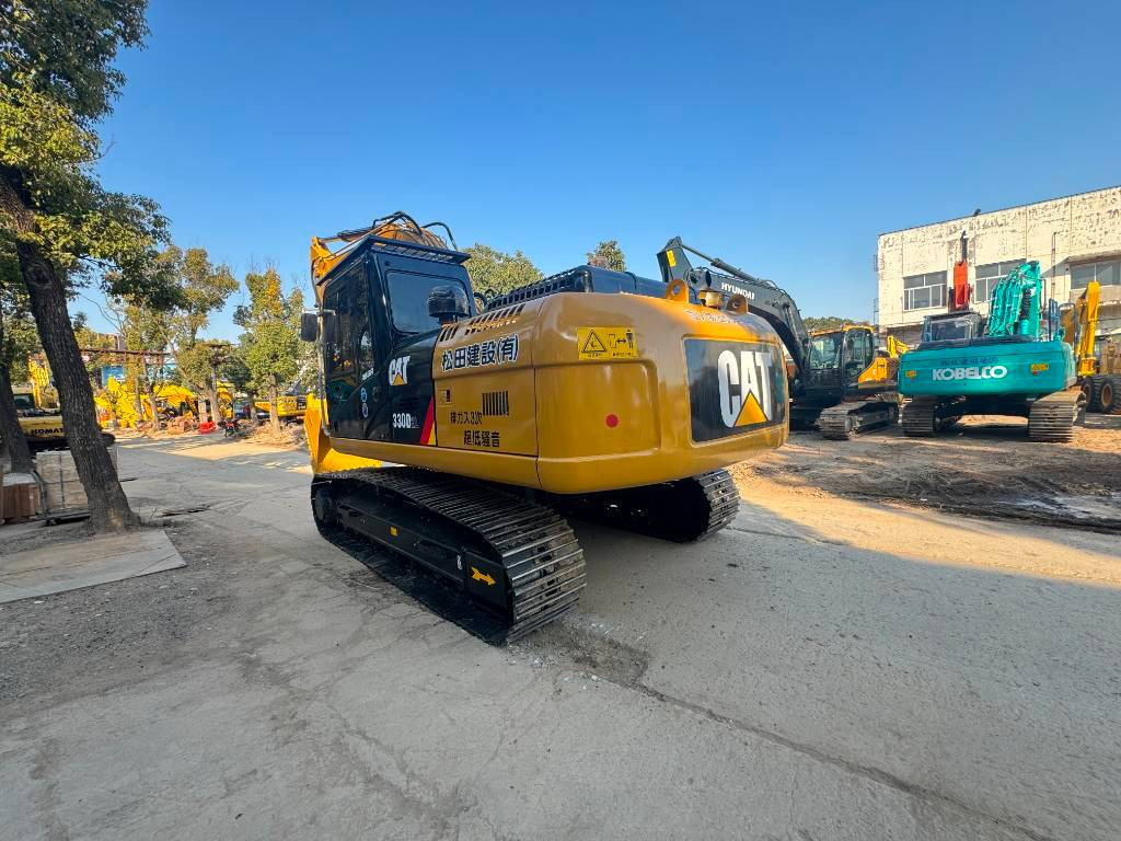 CAT 330D2L - Kettenbagger: das Bild 4 CAT 330D2L - Kettenbagger: das Bild 4
