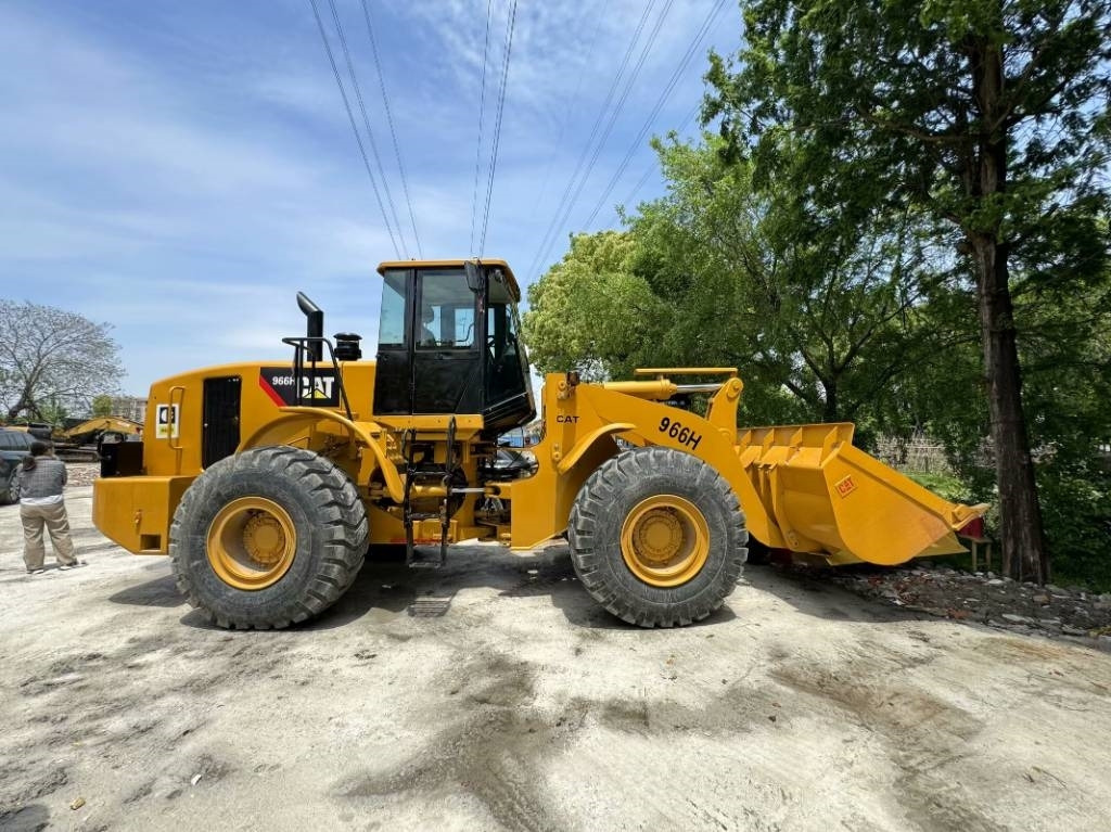 CAT 966 H - Radlader: das Bild 2 CAT 966 H - Radlader: das Bild 2