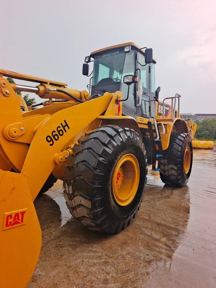 CAT 966 H - Radlader: das Bild 2 CAT 966 H - Radlader: das Bild 2
