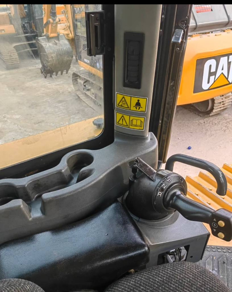 CAT D 8 T - Bulldozer: das Bild 5 CAT D 8 T - Bulldozer: das Bild 5