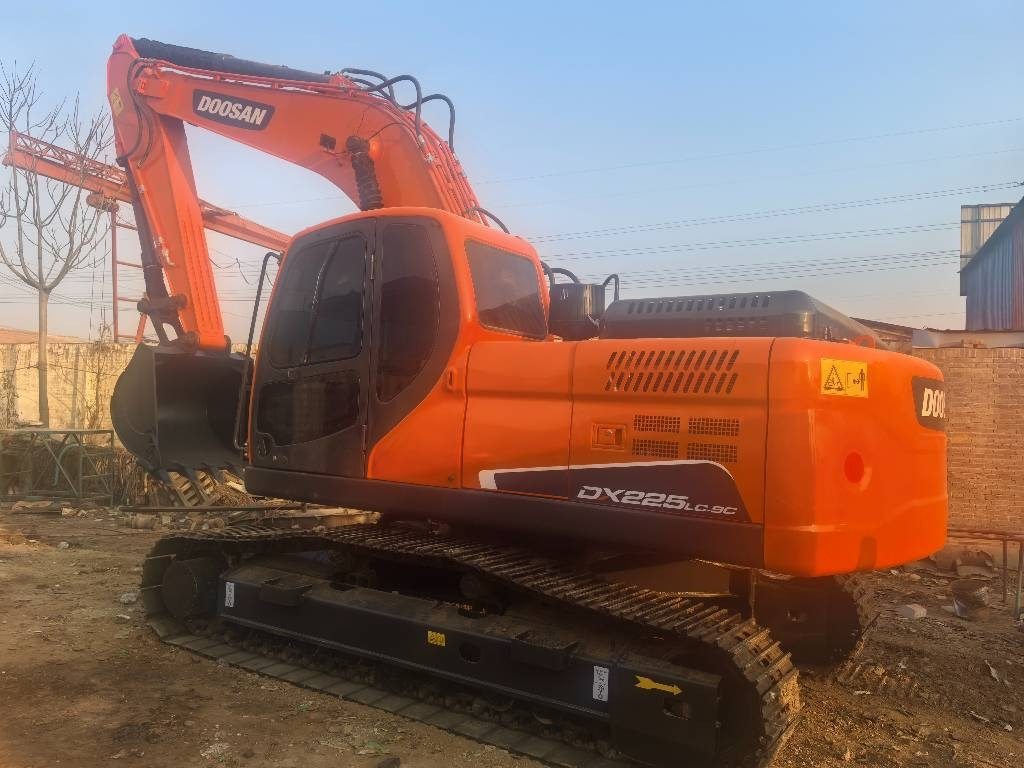 Doosan DX 225 LC-9c - Kettenbagger: das Bild 1 Doosan DX 225 LC-9c - Kettenbagger: das Bild 1