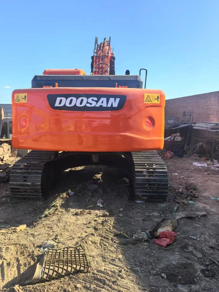 Doosan DX 225 LC - Kettenbagger: das Bild 3 Doosan DX 225 LC - Kettenbagger: das Bild 3