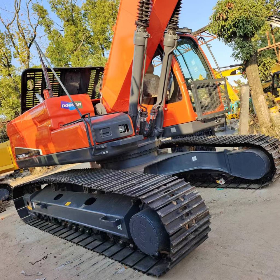 Doosan DX 225 LC - Kettenbagger: das Bild 4 Doosan DX 225 LC - Kettenbagger: das Bild 4