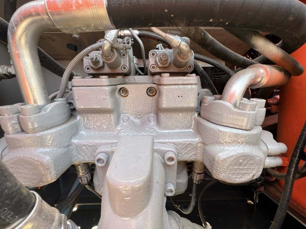 Hitachi ZX 200-3 G - Kettenbagger: das Bild 5 Hitachi ZX 200-3 G - Kettenbagger: das Bild 5
