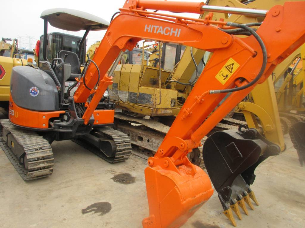 Hitachi ZX 30 U - Minibagger: das Bild 2 Hitachi ZX 30 U - Minibagger: das Bild 2