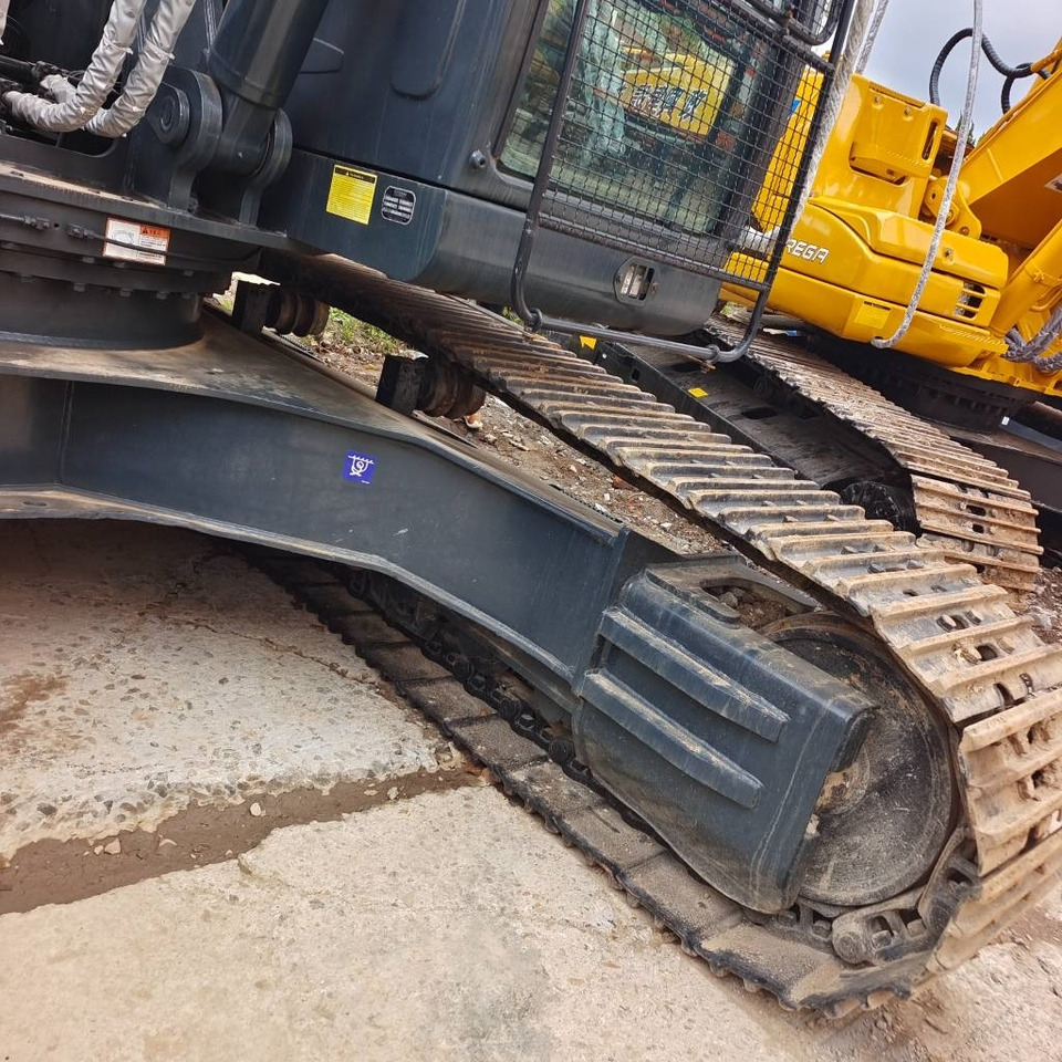 Hyundai 305LC - Kettenbagger: das Bild 4 Hyundai 305LC - Kettenbagger: das Bild 4