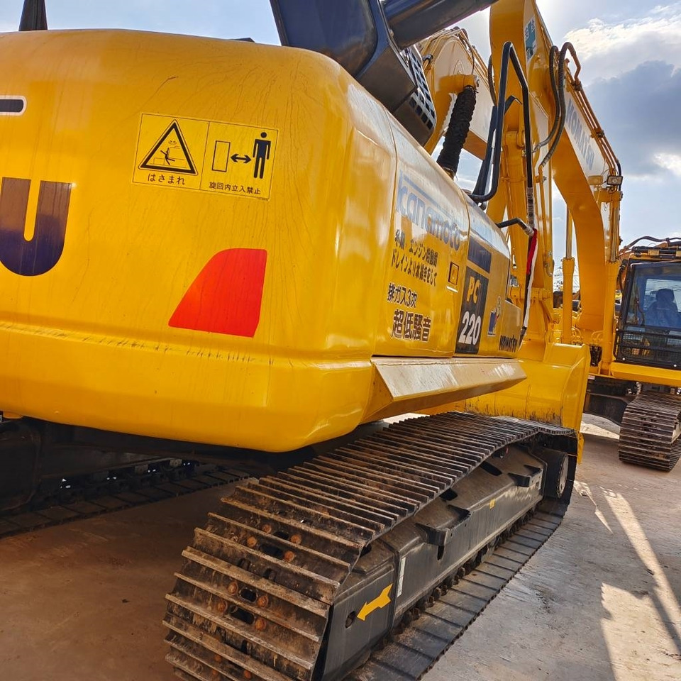 Komatsu PC 220 - Kettenbagger: das Bild 5 Komatsu PC 220 - Kettenbagger: das Bild 5