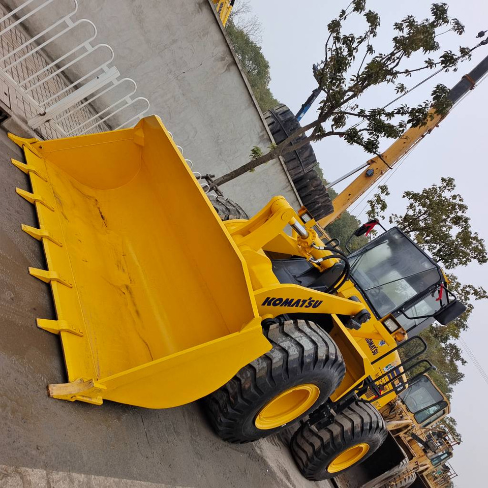 Komatsu WA 380-3 - Radlader: das Bild 5 Komatsu WA 380-3 - Radlader: das Bild 5