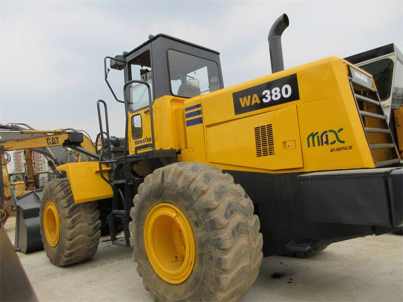 Komatsu WA 380-3 - Radlader: das Bild 1 Komatsu WA 380-3 - Radlader: das Bild 1