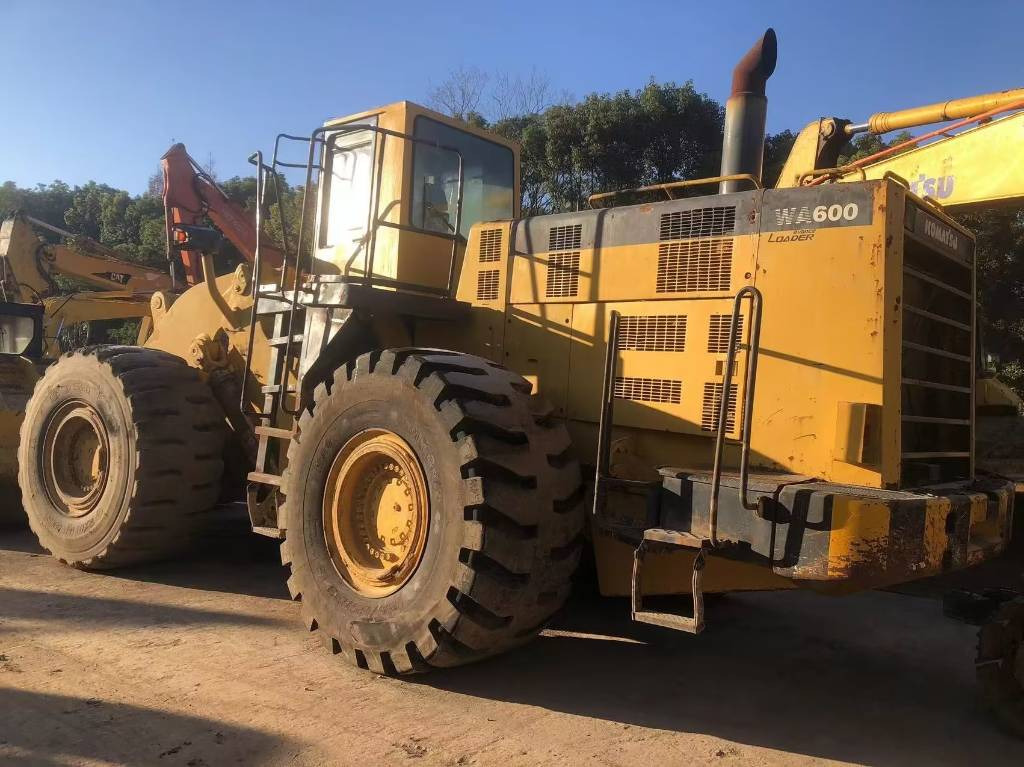 Komatsu WA 600-3 - Radlader: das Bild 1 Komatsu WA 600-3 - Radlader: das Bild 1