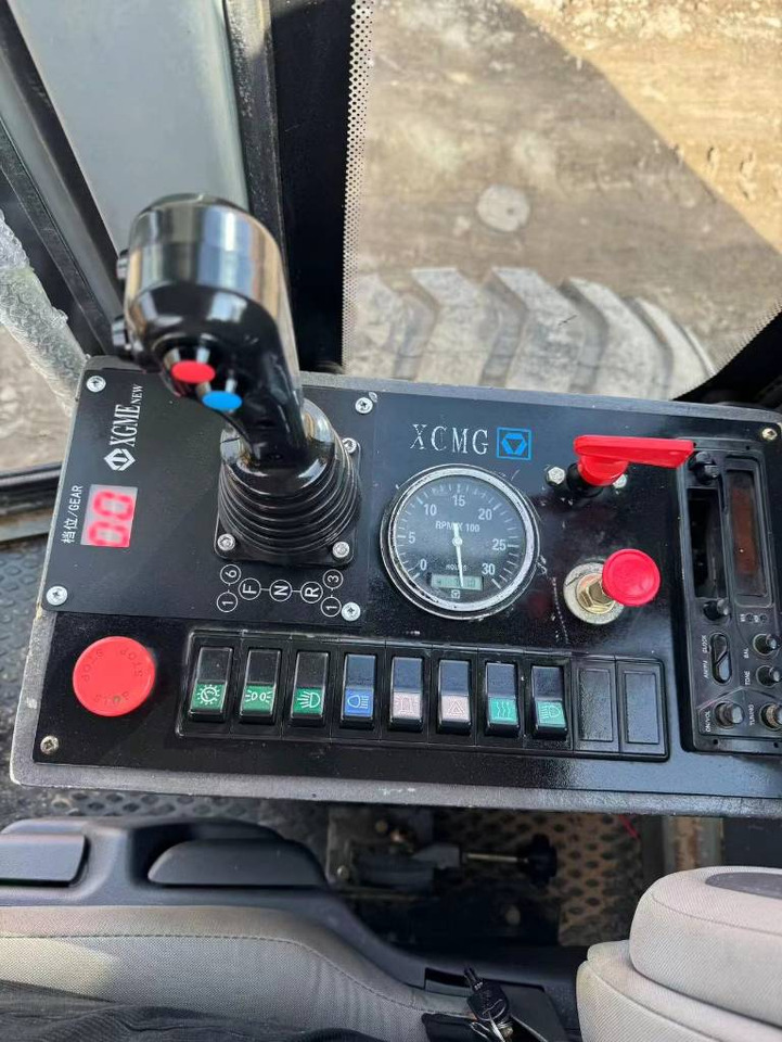 XCMG GR 2153 - Grader: das Bild 2 XCMG GR 2153 - Grader: das Bild 2