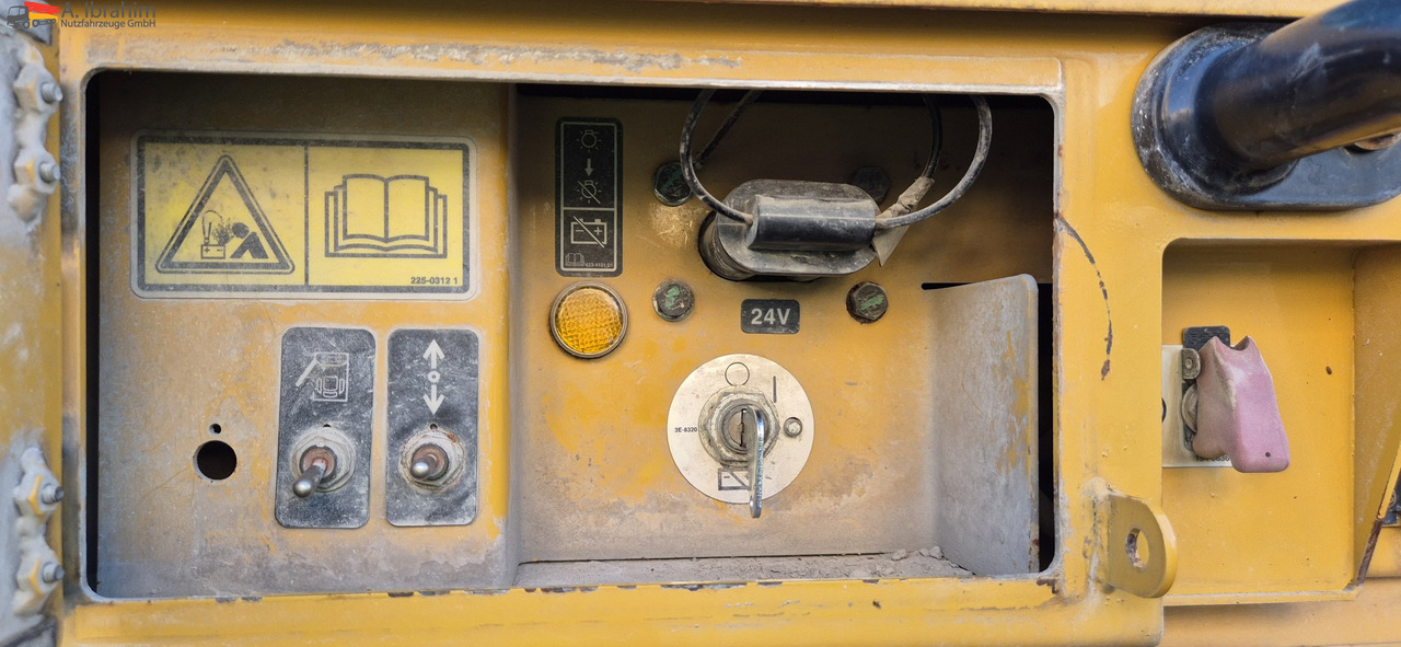 CAT 966 MXE | CAT Payload System | Klimaanlage | Rückfahrkamera | Schaufel - Radlader: das Bild 5 CAT 966 MXE | CAT Payload System | Klimaanlage | Rückfahrkamera | Schaufel - Radlader: das Bild 5