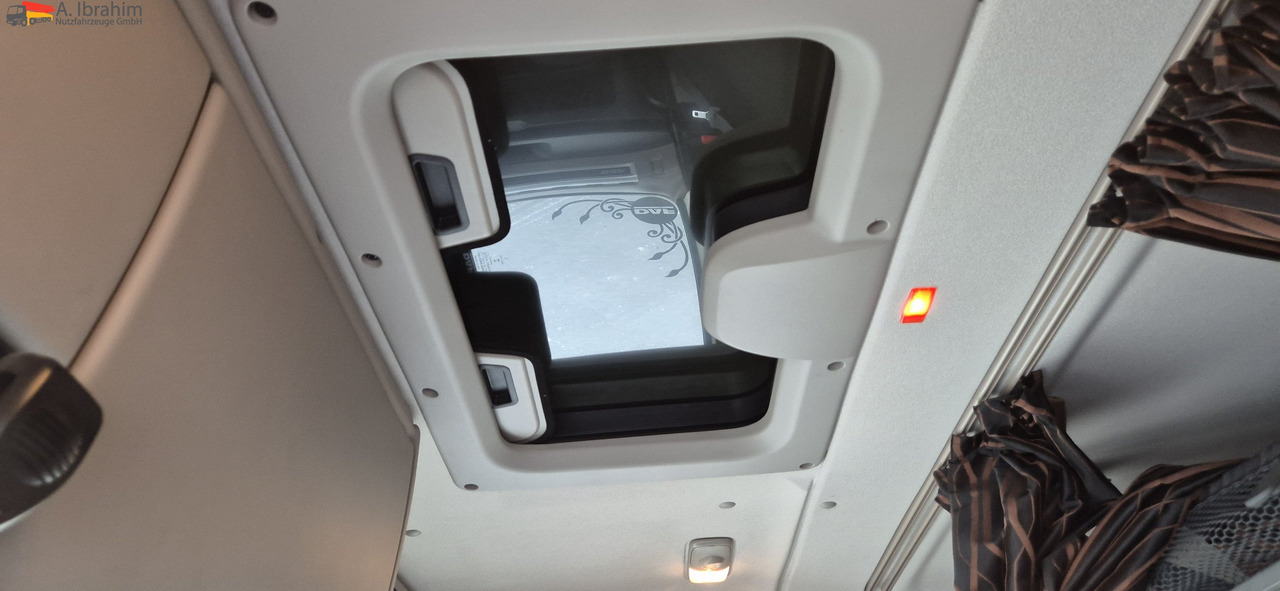 Daf XF 450 FAR Edscha Liftachse auch als Komplettzug !! - Plane LKW: das Bild 5 Daf XF 450 FAR Edscha Liftachse auch als Komplettzug !! - Plane LKW: das Bild 5