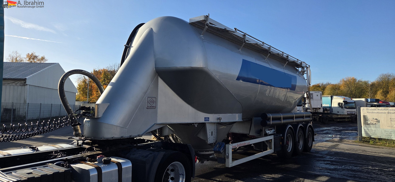 Feldbinder EUT 40.3 Liftachse, Scheibenbremse Topzustand | einsatzbereit - Siloauflieger: das Bild 1 Feldbinder EUT 40.3 Liftachse, Scheibenbremse Topzustand | einsatzbereit - Siloauflieger: das Bild 1