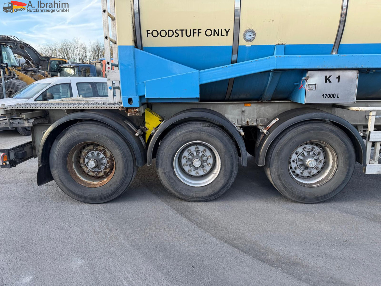 Feldbinder Lebensmittel Tank Container 26500 L | 2 Kammern | Heizung | 20 ft | Edelstahl - Tankauflieger: das Bild 2 Feldbinder Lebensmittel Tank Container 26500 L | 2 Kammern | Heizung | 20 ft | Edelstahl - Tankauflieger: das Bild 2