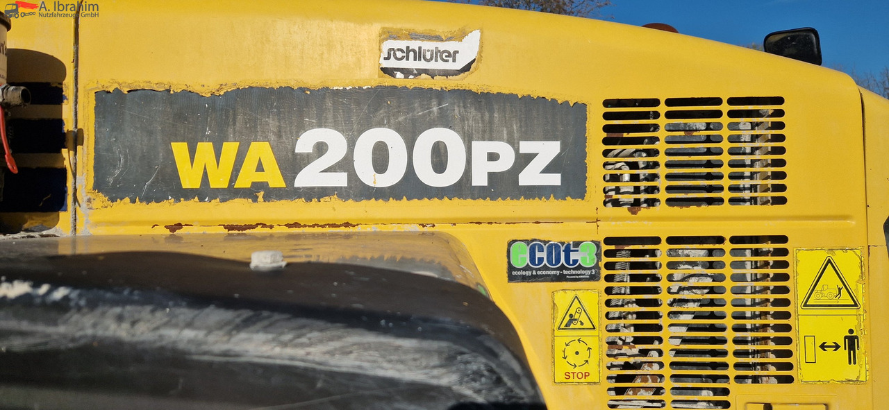 Komatsu WA 200 technisch ok. technische Wartung beim Komatsu Service - Radlader: das Bild 5 Komatsu WA 200 technisch ok. technische Wartung beim Komatsu Service - Radlader: das Bild 5