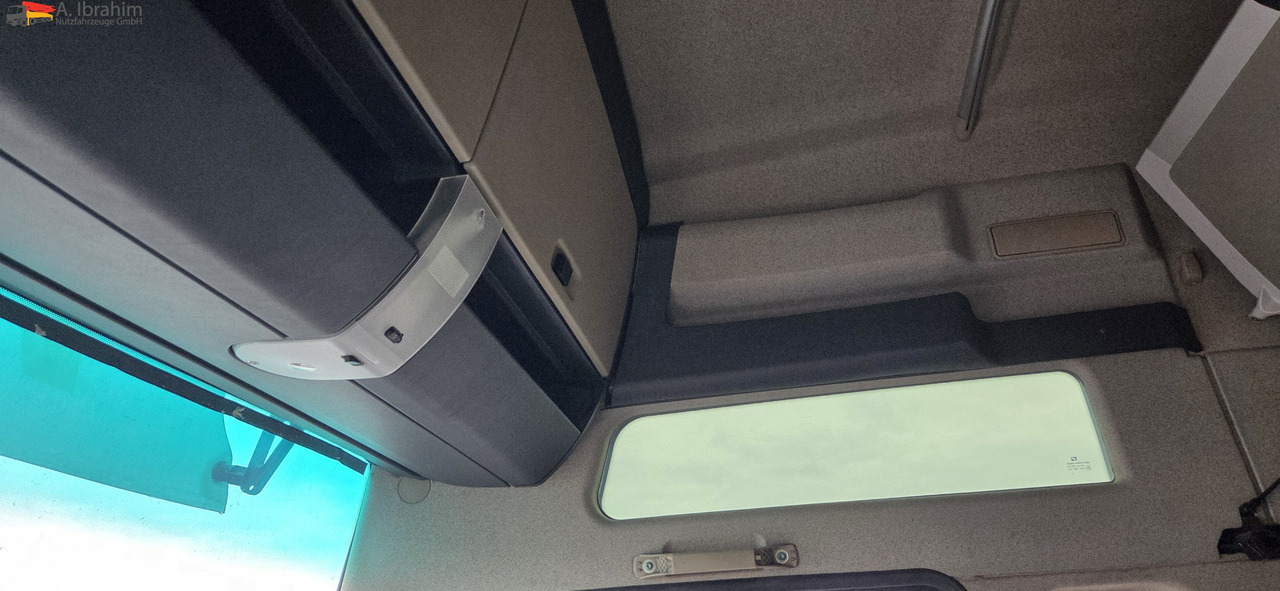 MAN TGX 26.460 BDF | 6x2 | Liftachse Retarder | 2xVorhanden | klima - Containerwagen/ Wechselfahrgestell LKW: das Bild 5 MAN TGX 26.460 BDF | 6x2 | Liftachse Retarder | 2xVorhanden | klima - Containerwagen/ Wechselfahrgestell LKW: das Bild 5