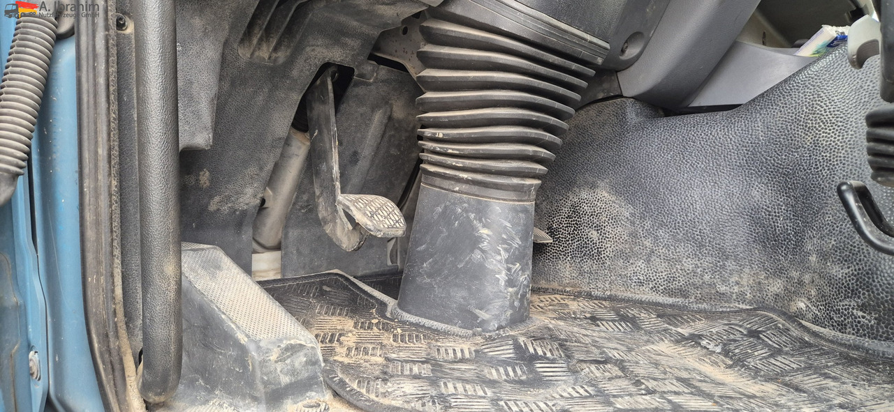 Mercedes-Benz 3241 PM 21-3 Liebherr 7 cbm PUMI Putzmeister Liebherr - Fahrmischerbetonpumpe: das Bild 4 Mercedes-Benz 3241 PM 21-3 Liebherr 7 cbm PUMI Putzmeister Liebherr - Fahrmischerbetonpumpe: das Bild 4