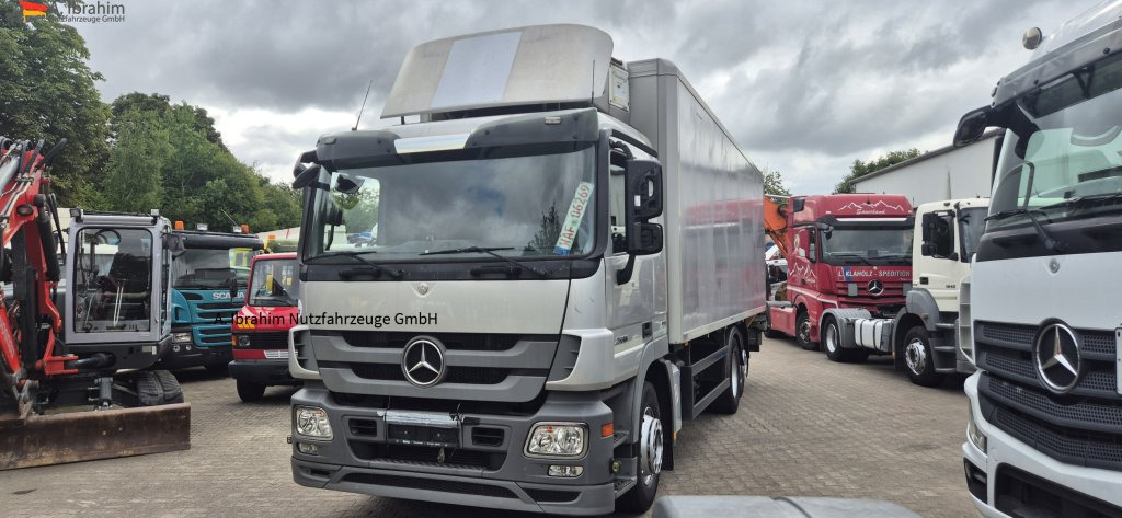 Mercedes-Benz DB 2536, 7,50 m Koffer LBW, Kamera, Carrier 850 Liftachse - Kühlkoffer LKW: das Bild 1 Mercedes-Benz DB 2536, 7,50 m Koffer LBW, Kamera, Carrier 850 Liftachse - Kühlkoffer LKW: das Bild 1