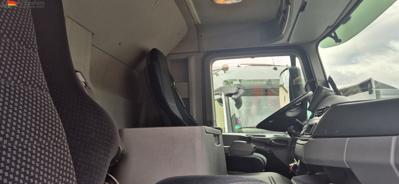 Mercedes-Benz DB 2536, 7,50 m Koffer LBW, Kamera, Carrier 850 Liftachse, mp3 - Kühlkoffer LKW: das Bild 3 Mercedes-Benz DB 2536, 7,50 m Koffer LBW, Kamera, Carrier 850 Liftachse, mp3 - Kühlkoffer LKW: das Bild 3