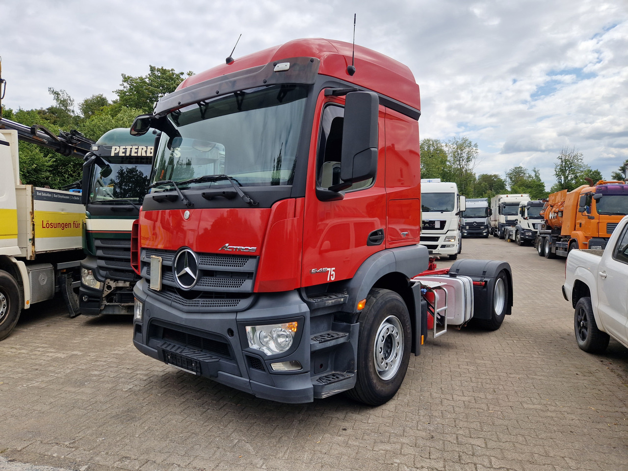 Mercedes-Benz 1843 Klima, Retarder, Topzustand, einsatzbereit Kipphydraulik - Sattelzugmaschine: das Bild 1 Mercedes-Benz 1843 Klima, Retarder, Topzustand, einsatzbereit Kipphydraulik - Sattelzugmaschine: das Bild 1