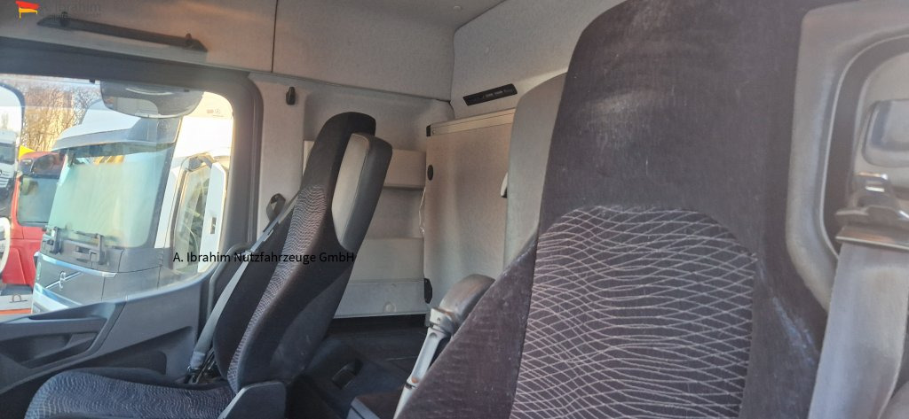 Mercedes-Benz 2643 6x4, Blatt Luft, scheckheft Mercedes - Sattelzugmaschine: das Bild 3 Mercedes-Benz 2643 6x4, Blatt Luft, scheckheft Mercedes - Sattelzugmaschine: das Bild 3