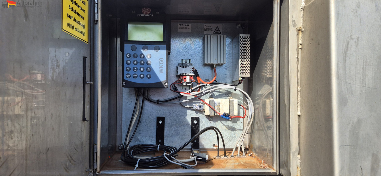 Scania P 380 Edelstahlkipper Tierentsorgung - Kipper: das Bild 4 Scania P 380 Edelstahlkipper Tierentsorgung - Kipper: das Bild 4