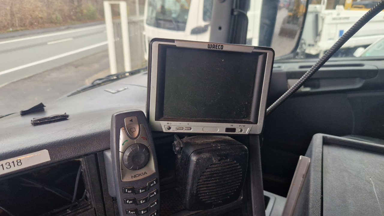 Scania P380 VDL Haken Lenk-Liftachse - Abrollkipper: das Bild 3 Scania P380 VDL Haken Lenk-Liftachse - Abrollkipper: das Bild 3