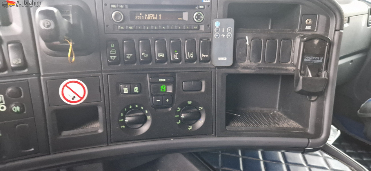 Scania R410 Retarder, Klima, Standklima Top Zustand!! - Plane LKW: das Bild 3 Scania R410 Retarder, Klima, Standklima Top Zustand!! - Plane LKW: das Bild 3