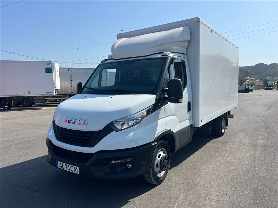 Iveco 35C16H - Koffer LKW: das Bild 1 Iveco 35C16H - Koffer LKW: das Bild 1