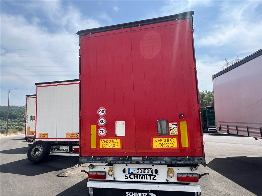 SCHMITZ CARGOBULL SCB-S3T TETO ELEVAR - Planenauflieger: das Bild 4 SCHMITZ CARGOBULL SCB-S3T TETO ELEVAR - Planenauflieger: das Bild 4