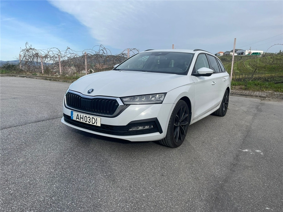 SKODA OCTAVIA - PKW: das Bild 2 SKODA OCTAVIA - PKW: das Bild 2