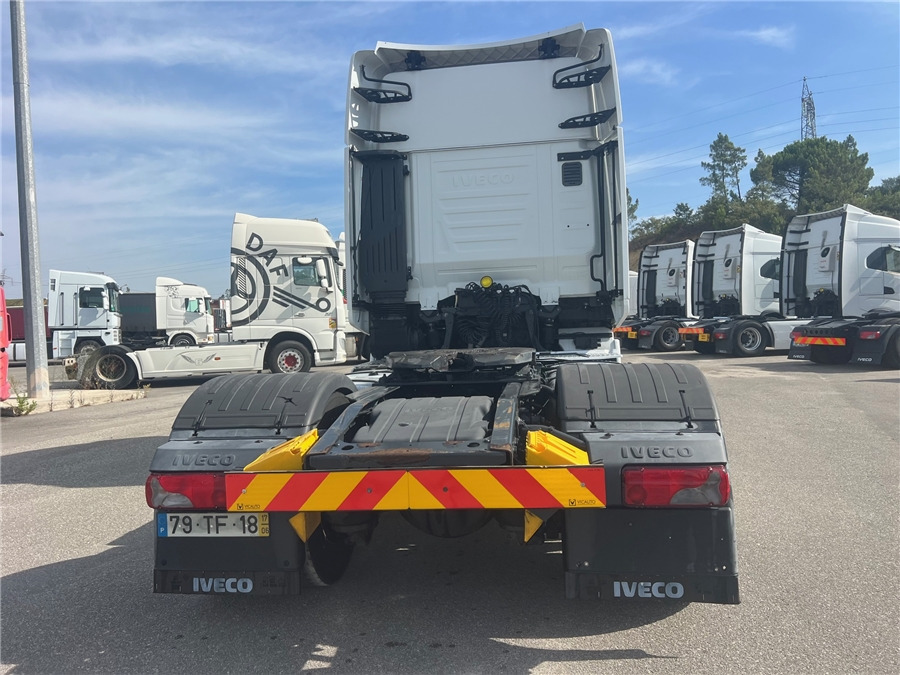 Iveco AS440S46T/P - Sattelzugmaschine: das Bild 5 Iveco AS440S46T/P - Sattelzugmaschine: das Bild 5