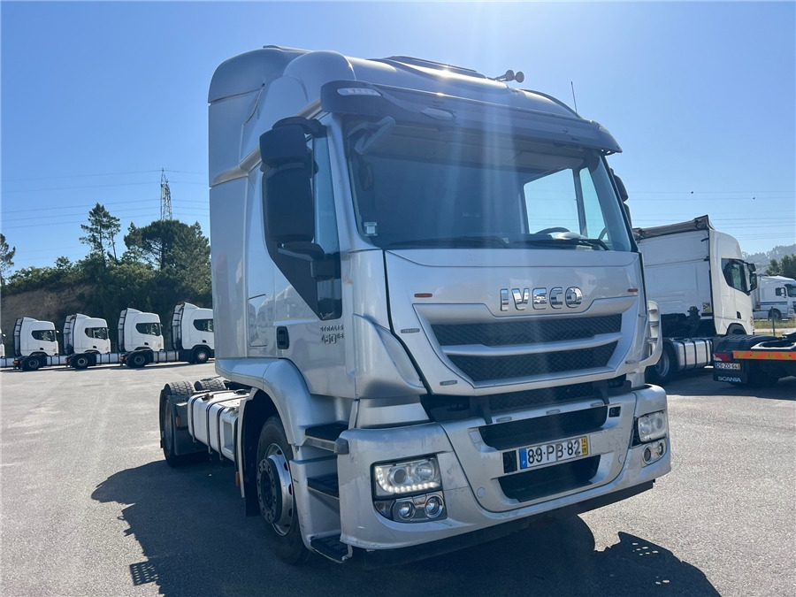 Iveco STRALIS 450 - Sattelzugmaschine: das Bild 3 Iveco STRALIS 450 - Sattelzugmaschine: das Bild 3